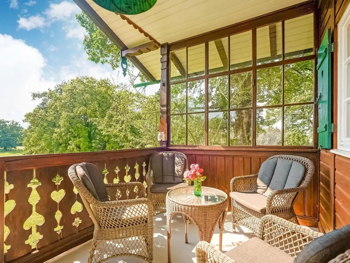 Quaint Holiday Home With Fireplace And Terrace Pähl