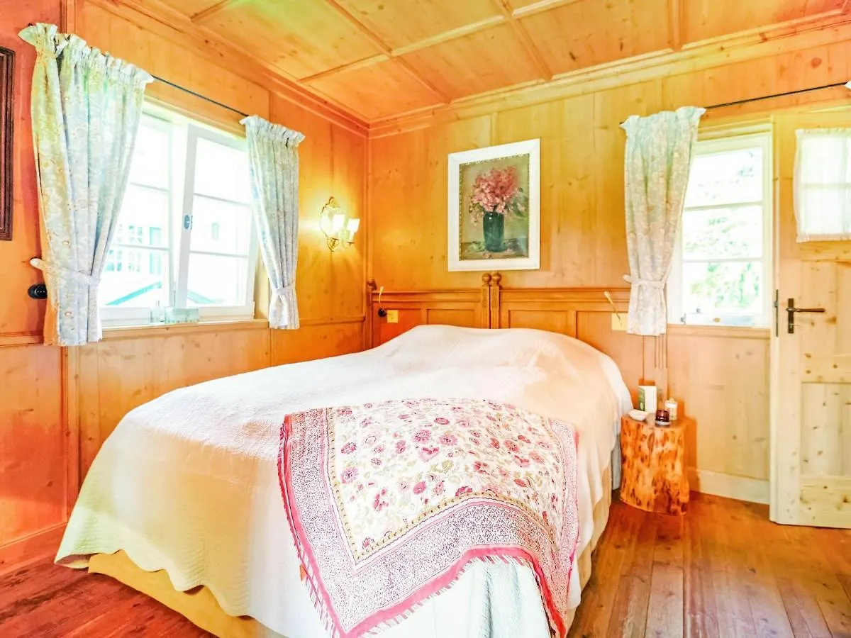Quaint Holiday Home With Fireplace And Terrace Pahl