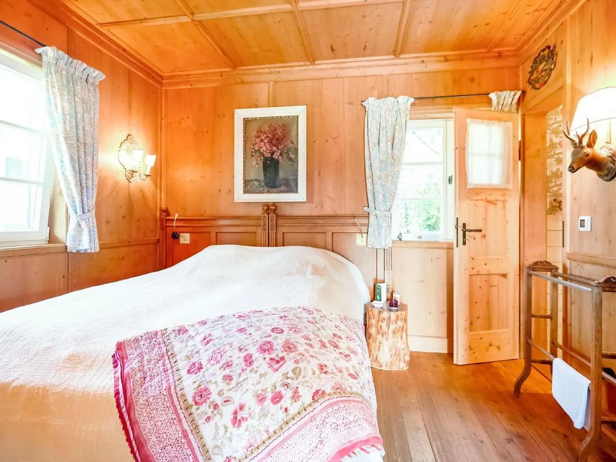 Quaint Holiday Home With Fireplace And Terrace Pahl